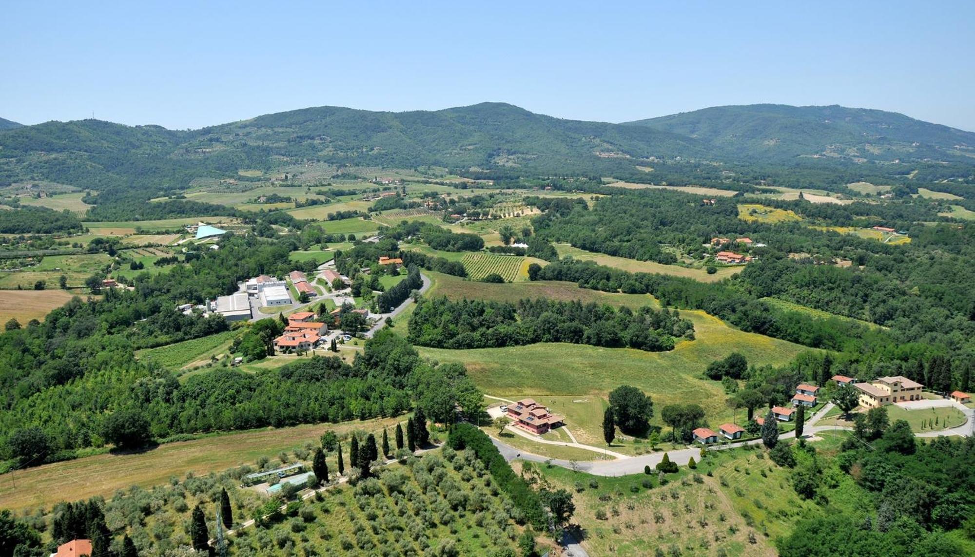 Villa Agriturismo Fattoria Di Loppiano Regina Mundi Vivajo Exterior foto